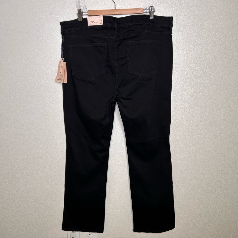 NWT Barbara Bootcut jeans Black 18W - Picture 9 of 16